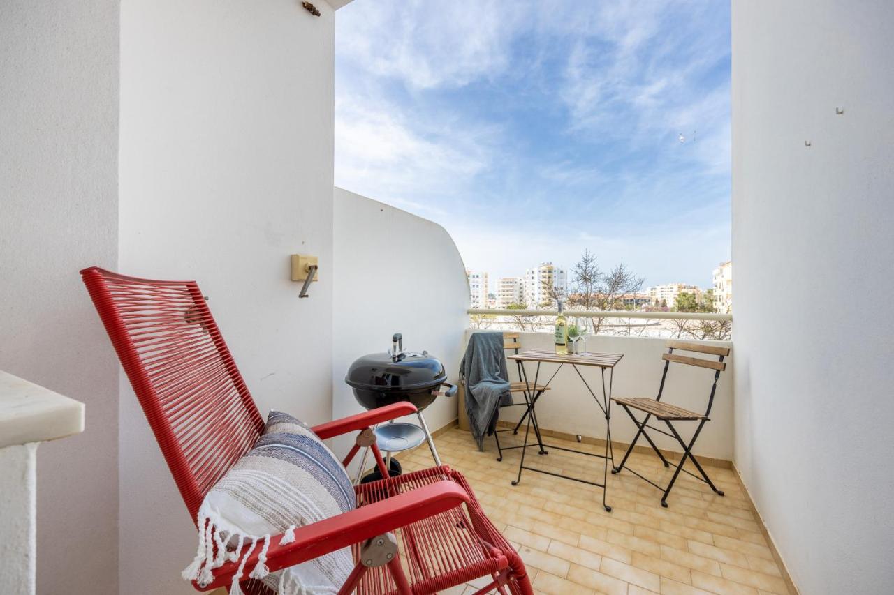 Stylish Seashore Apartment Lagos Exterior photo